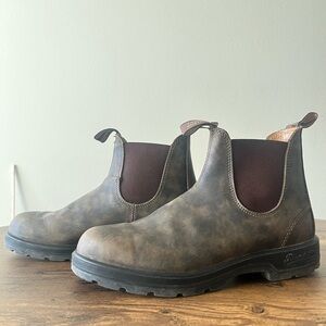 Blundstone Rustic Brown Chelsea Boots